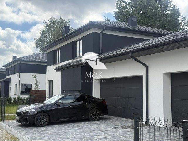 Nowoczesny bliźniak 182 m2 z garażem i energooszczędnymi systemami