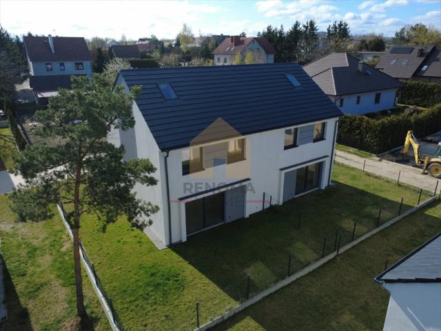 Nowoczesny bliźniak 110 m² z garażem i ogrodem