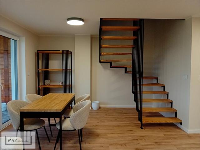 Nowoczesny dom 72 m² gotowy do wprowadzenia w Modle Królewskiej