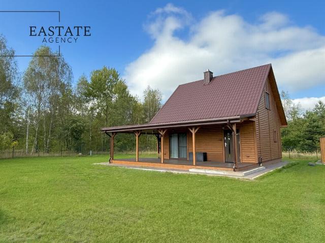 Nowoczesny dom 75 m² z 2022 r. na działce 970 m², blisko Poleskiego Parku