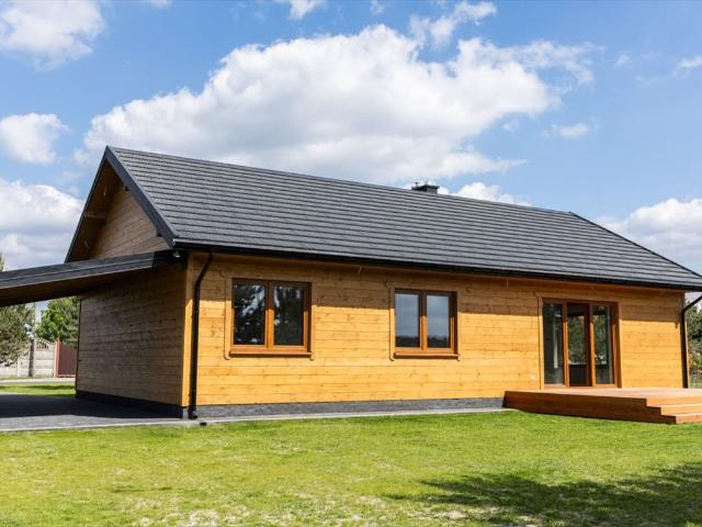 Nowoczesny dom 104 m² w Dąbrowie, ekologiczne materiały