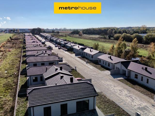 Nowoczesny dom 106m² z garażem i ogrodem w Ławach