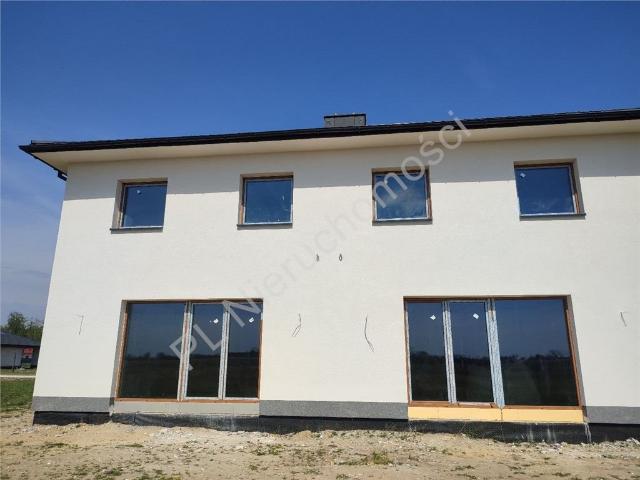 Sprzedam nowoczesny dom 128 m² z ogrodem w Kosowie