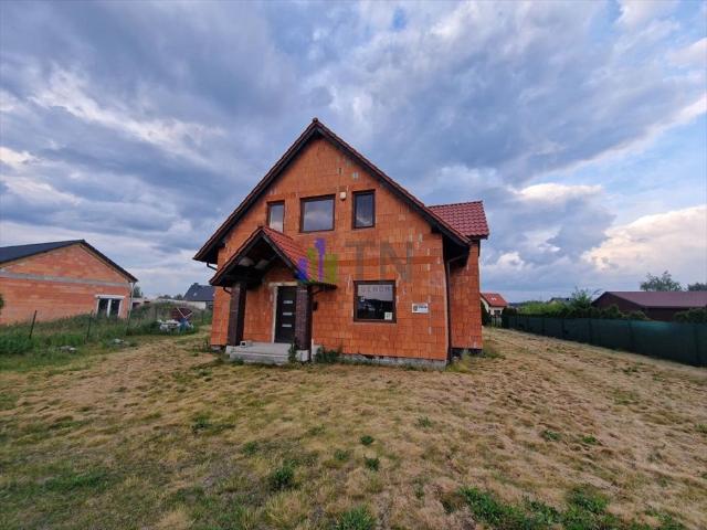 Nowoczesny dom 132 m2 w otoczeniu lasów, garaż, alarm