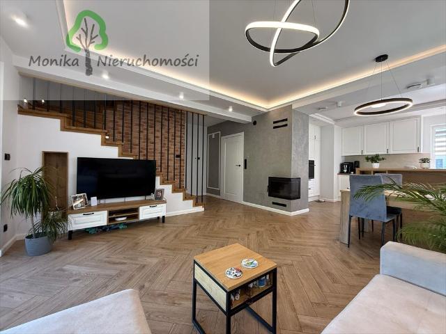 Na sprzedaż nowoczesny dom 136 m² z garażem i fotowoltaiką