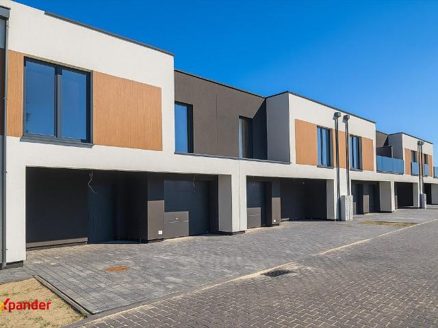 Nowoczesny dom 137m² z ogrodem i garażem, wysoki standard