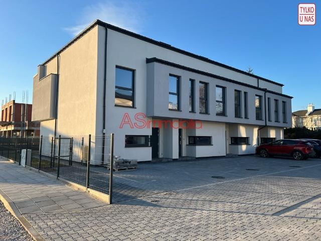 Nowoczesny dom 144 m² na osiedlu w Wawrze polecam