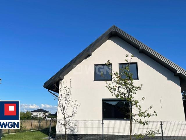 Nowoczesny dom 156 m2 z ogrodem i garażem w Targówce