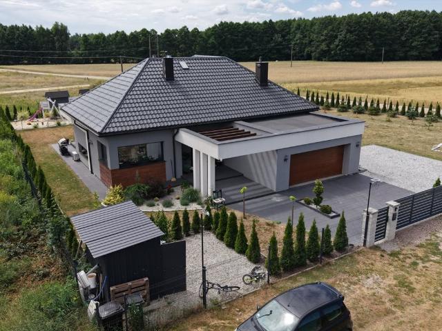 Nowoczesny dom 160 m² z garażem w Szczytnikach