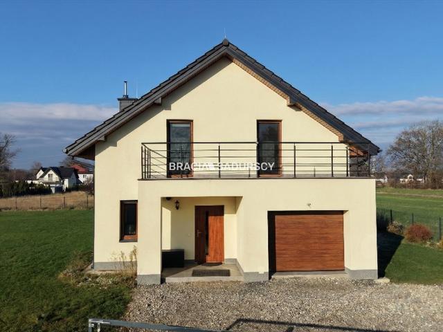 Nowoczesny dom 164 m² z garażem, energooszczędny, 2023