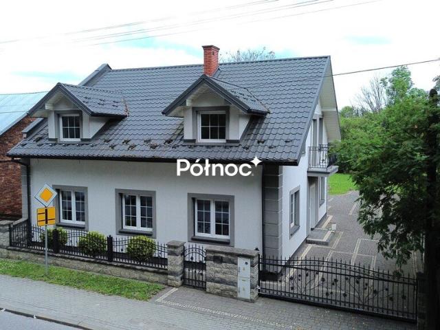 Nowoczesny dom 170 m² z dużą działką, pełen udogodnień