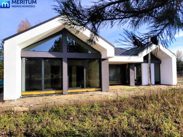 Nowoczesny dom 176 m2 z garażem i fotowoltaiką