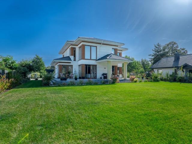 Nowoczesny dom 320 m² w Starej Wsi zapraszam