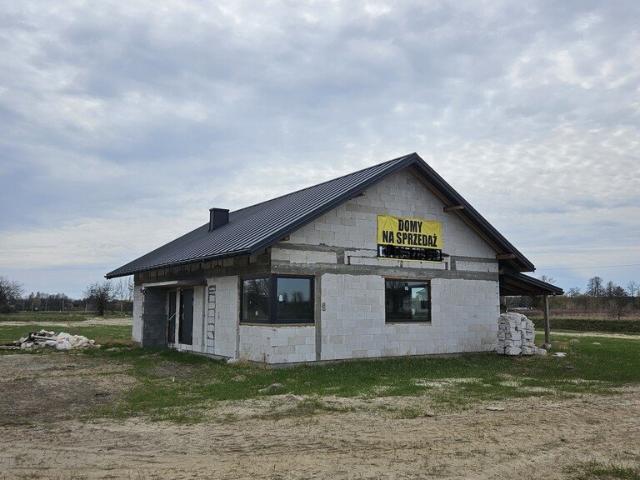 Nowoczesny dom w Rytwianach, 119 m², stan surowy zamknięty