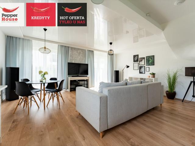 Nowoczesny dom wolnostojący z Smart Home i ogrodem