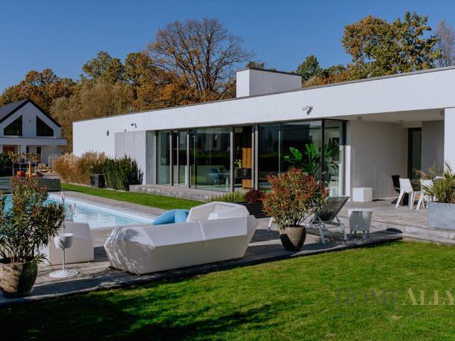 Nowoczesny dom z basenem, 188 m², garaż, smart home