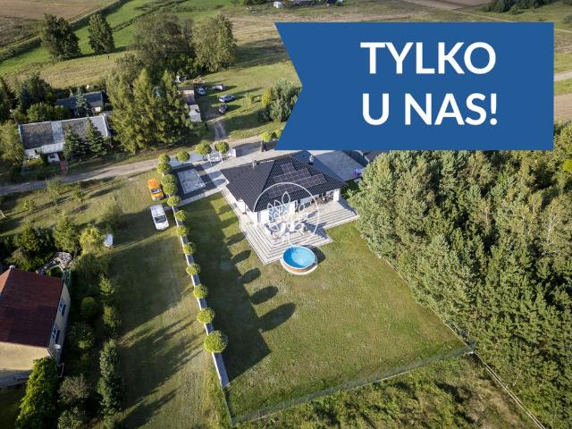 Nowoczesny dom z basenem i fotowoltaiką w Borach Tucholskich