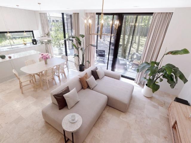 Na sprzedaż nowoczesny bliźniak 158 m² z dużą leśną działką