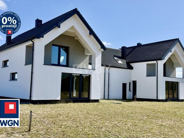 Nowoczesny dom bliźniaczy 165 m² w Bierkowie polecam