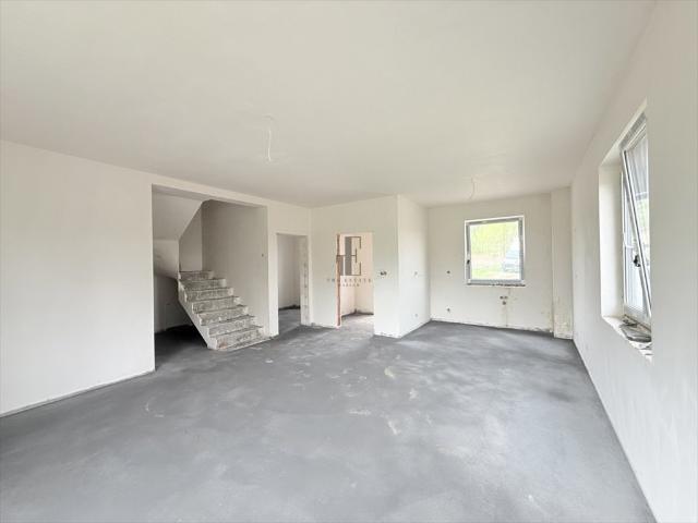 Nowoczesny dom bliźniak 125 m² z dużą działką 750 m²