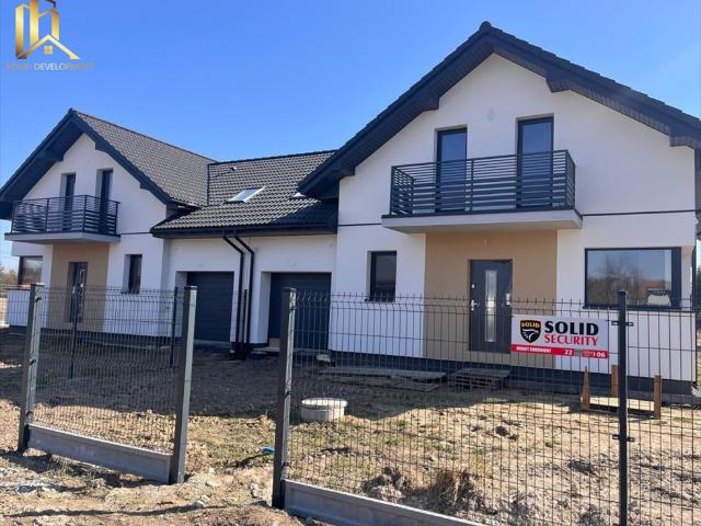 Nowoczesny dom bliźniak 161 m² z garażem i 5 pokojami