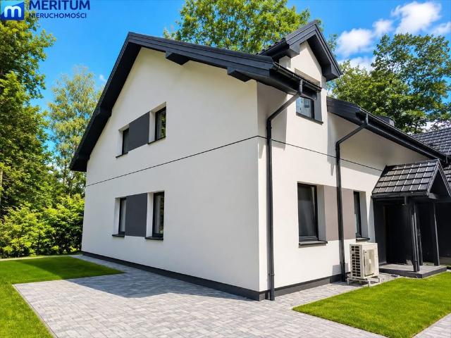 Do sprzedania nowoczesny dom bliźniak 170 m² z energooszczędnymi rozwiązaniami