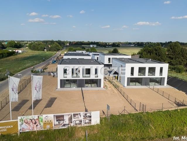 Nowoczesny dom bliźniak 175 m² z ogródkiem zapraszam