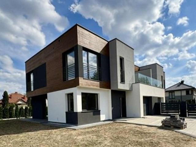 Nowoczesny dom bliźniak 175 m² z garażem i tarasem