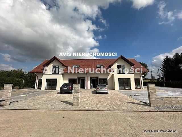Nowoczesny dom bliźniak z ogródkiem i wysokim standardem