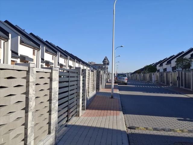 Nowoczesny dom energooszczędny 145 m² z ogrodem i garażem
