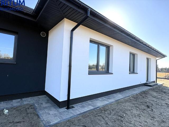Nowoczesny dom parterowy 111 m2 z garażem polecam