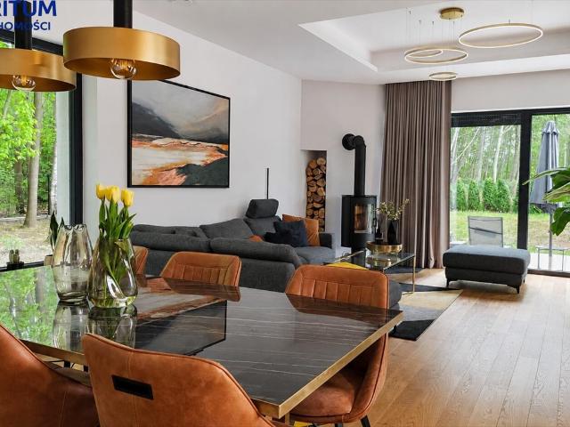 Nowoczesny dom premium z lasem, jacuzzi i sauną
