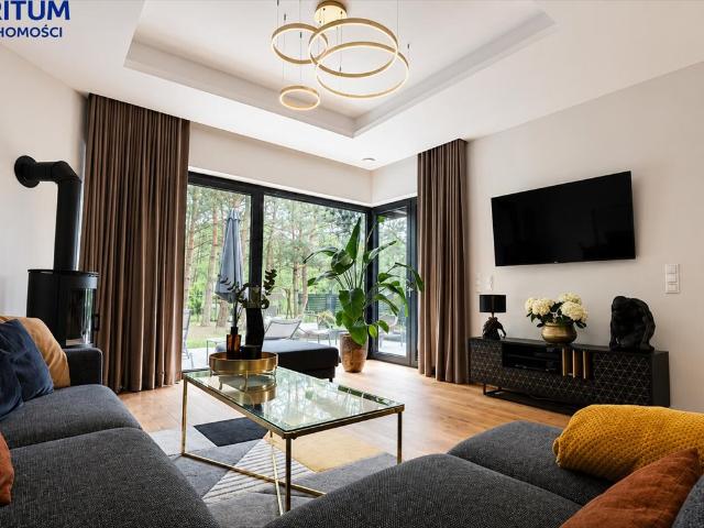 Nowoczesny dom premium 266 m² z lasem, sauną i jacuzzi