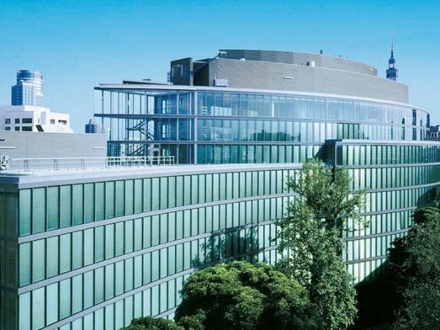 Nowoczesny kompleks biurowy Saski Crescent 432 m², prestiżowa lokalizacja