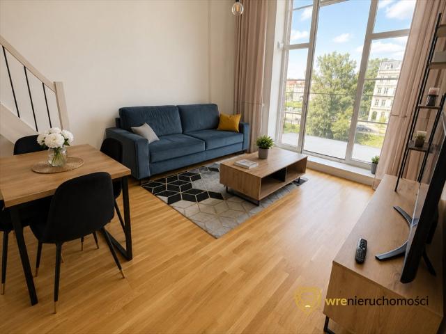 Na wynajem loft 50 m² z balkonem i pełnym wyposażeniem
