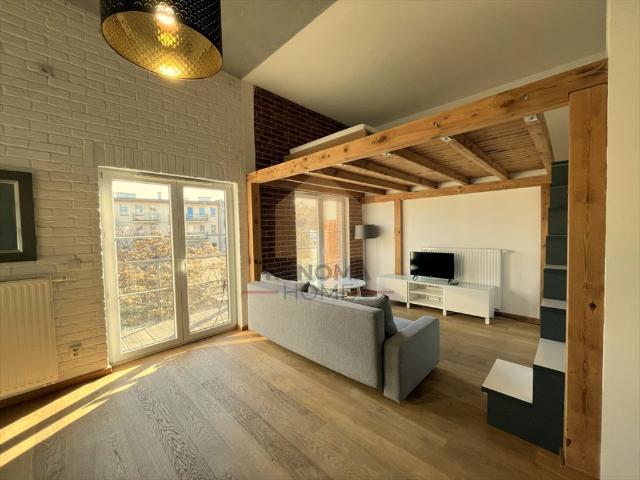 Nowoczesny loft z antresolą, balkon, parking, centrum Wrocławia