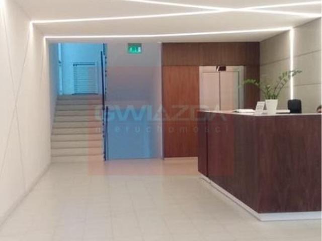 Nowoczesny lokal biurowy 250 m2 w centrum Warszawy