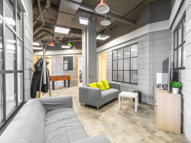 Nowoczesny lokal biurowy 327 m², gotowy do pracy!
