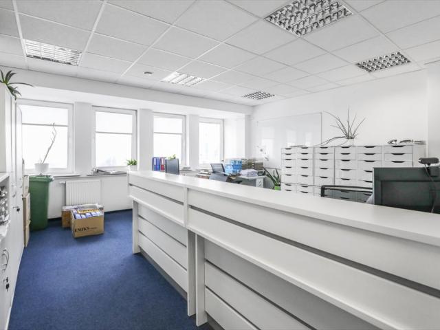 Nowoczesny lokal biurowy 458 m2, gotowy do wejścia