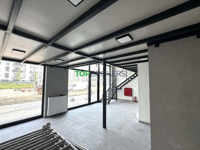 Nowoczesny lokal handlowo usługowy 186 m2 z antresolą w Ursus