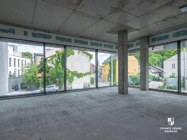 Nowoczesny lokal usługowy 183 m² w Podgórzu, Kraków