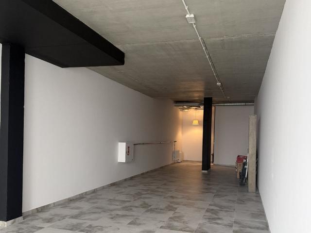 Nowoczesny lokal usługowy 100 m² z dużymi możliwościami adaptacji