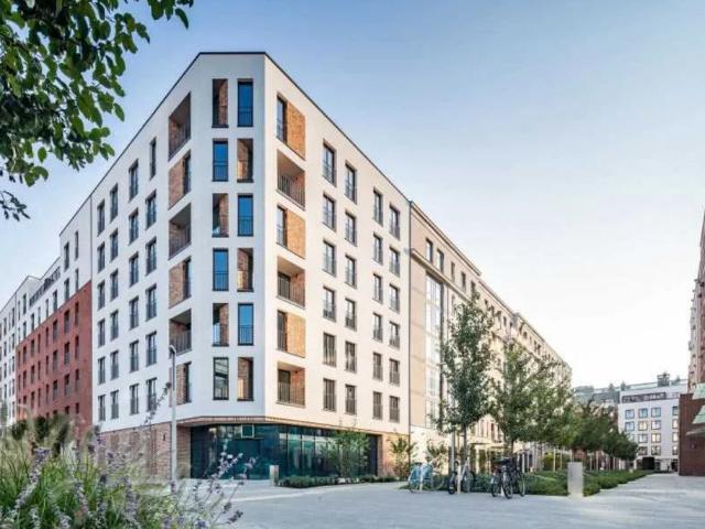Nowoczesny lokal usługowy 323 m² w Port Praski