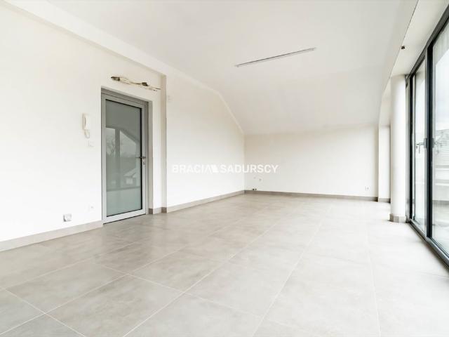 Nowoczesny lokal usługowy 33 m² w Krakowie wysoki standard