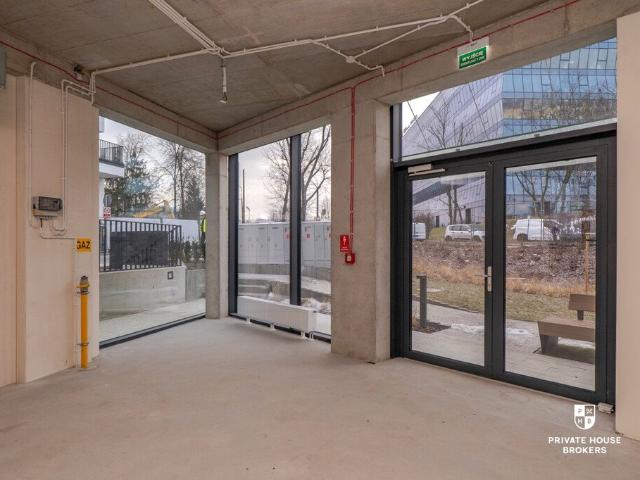 Nowoczesny lokal 150 m2 z ogródkiem w Podgórzu