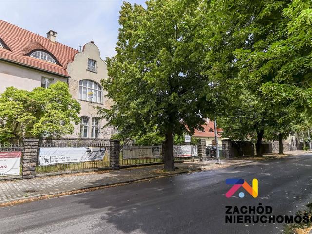 Nowoczesny lokal 117 m² z niezależnymi wejściami centrum
