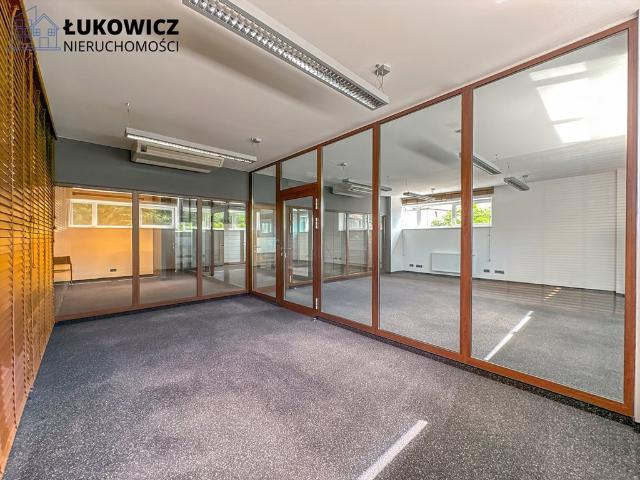 Nowoczesny lokal 250 m² na biuro, sala konferencyjna, klimatyzacja