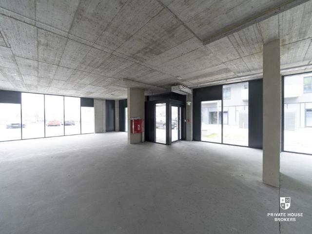 Nowoczesny lokal 667 m² w Krowodrzy, świetna ekspozycja
