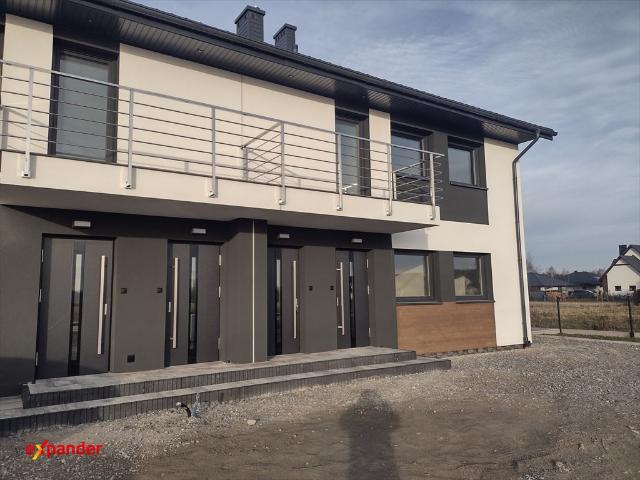 Nowoczesny 122 m² apartament z dużym tarasem, parkingiem