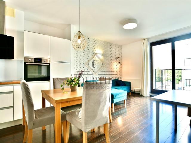 Nowoczesny 2 pokojowy apartament z balkonami i widokiem